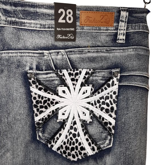 Stretch skinny jeans w/embellished pockets - Picture 8 of 12